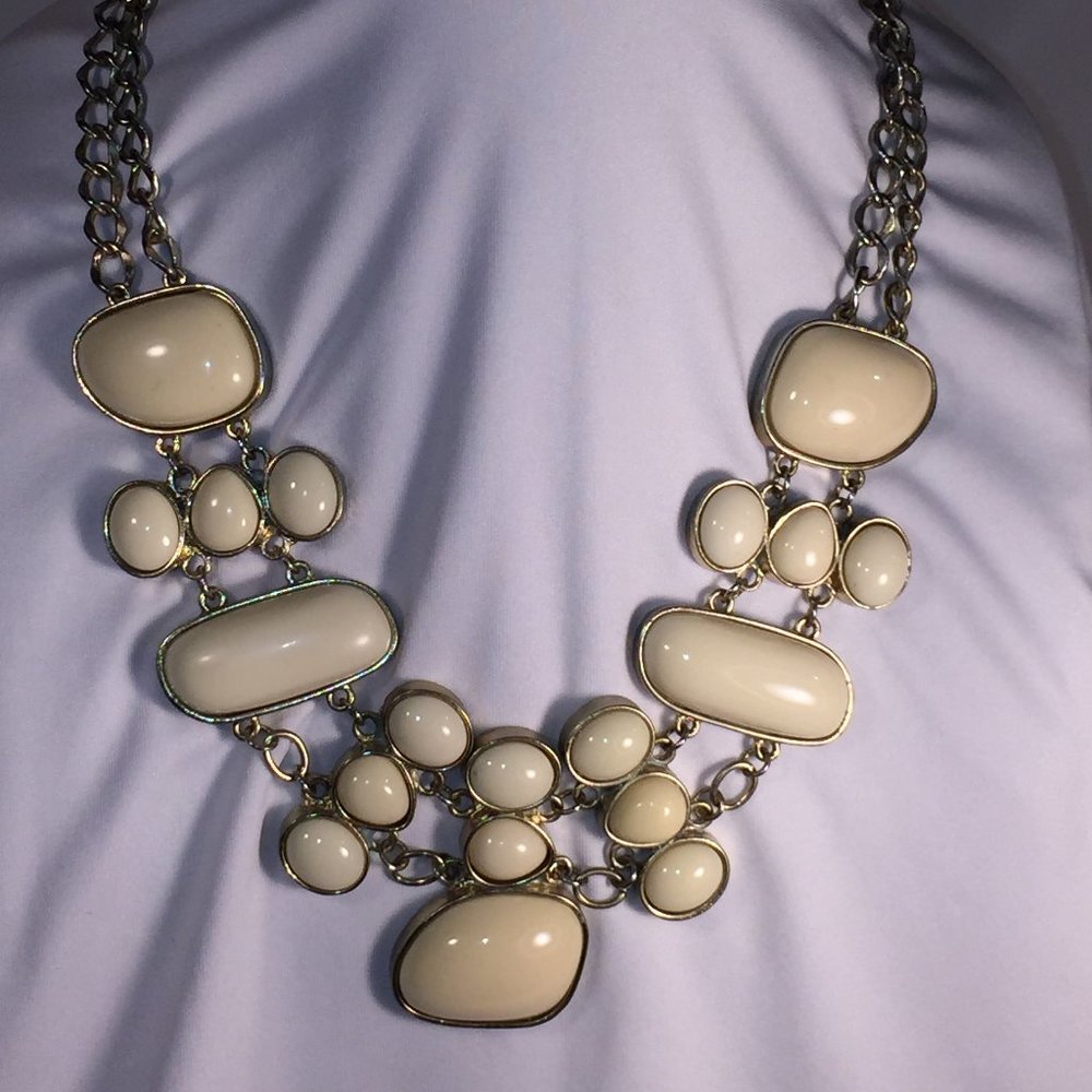Cream Vintage Statement Necklace